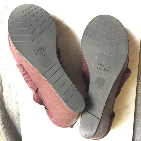 Eileen Fisher Draw Draped Suede Wedge - Picture 5 of 8